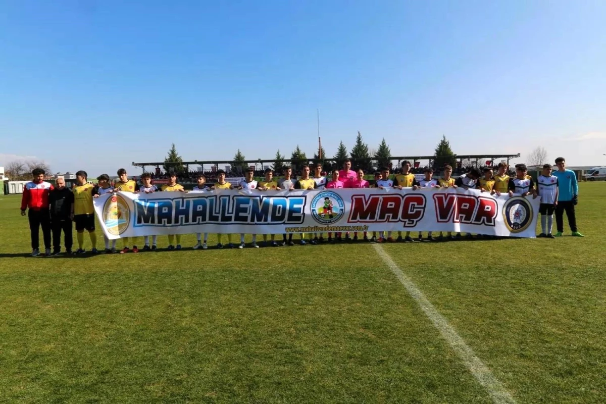 Denizli'de Mahalleler Arası Futbol Turnuvası Çeyrek Final Müsabakaları Başlıyor