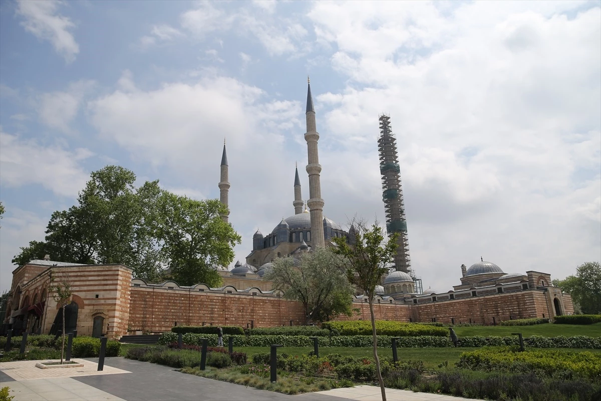 Osmanlı döneminde Edirne’deki muvakkithane hakkında bilgiler paylaşıldı