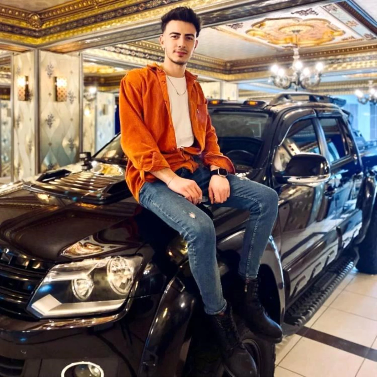 Erzincan’da Otomobil Kazası: Sıkışan Sürücü Kurtarıldı, Hayatını Kaybetti
