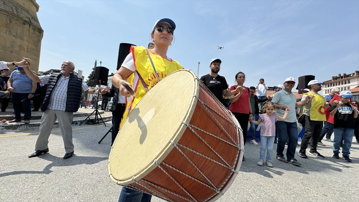 1 Mayıs Emek ve Dayanışma Günü Kutlamaları Samsun, Çankırı, Çorum, Tokat, Kastamonu, Sinop ve Amasya'da Gerçekleştirildi