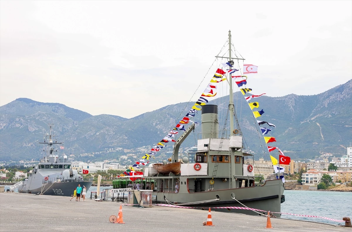 TCG Nusret Müze Gemisi Kuzey Kıbrıs'ta ziyarete açıldı