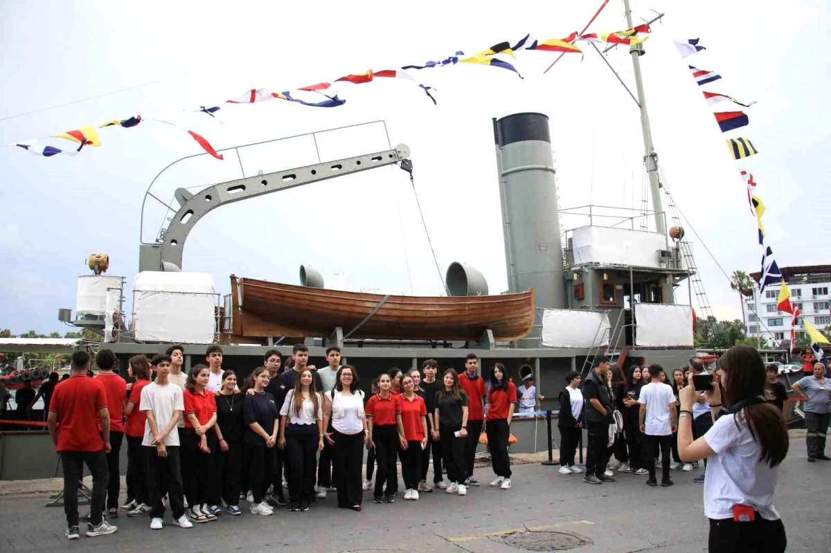 TCG Nusret Müze Gemisi Mersin’de Ziyarete Açıldı