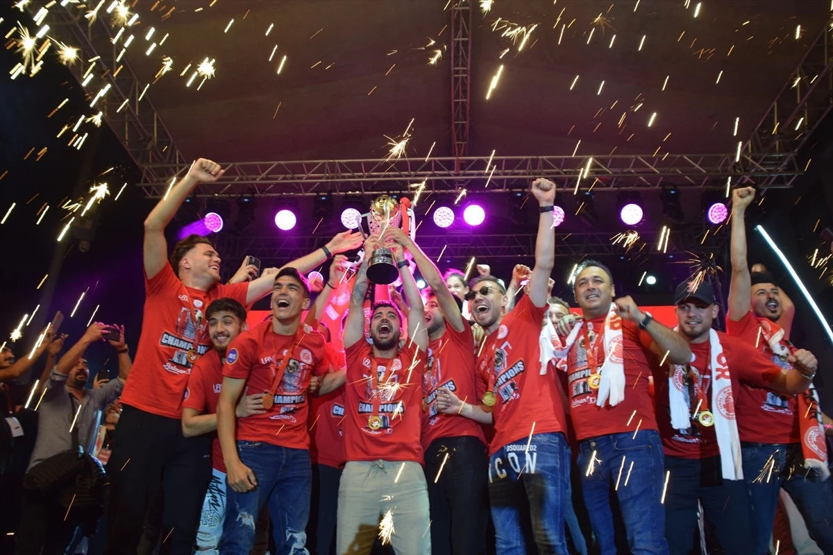 TPAO Batman Petrolspor Şampiyonluğunu Kutladı
