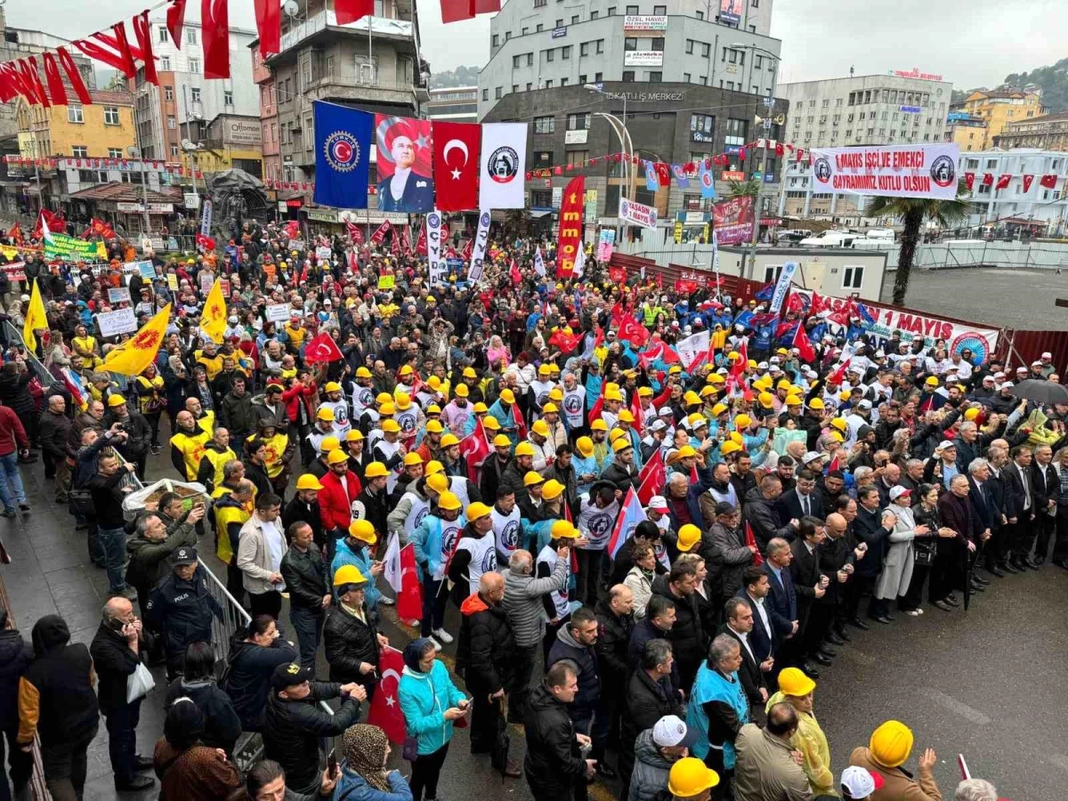 Zonguldak’ta 1 Mayıs Emek ve Dayanışma Günü Kutlamaları